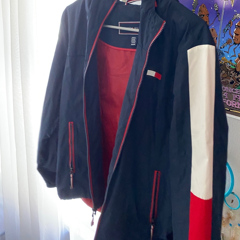 Tommy Hilfiger rain jacket/wind breaker